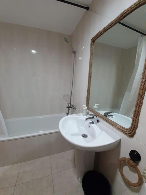 Toto&Koko Apartment Дения Экстерьер фото
